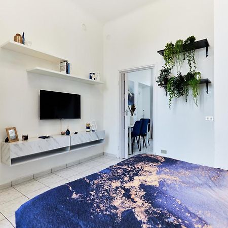 Cozy Studio A Few Steps From Sesto Rondo Metro Station เซสโต ซานโจวันนี ภายนอก รูปภาพ