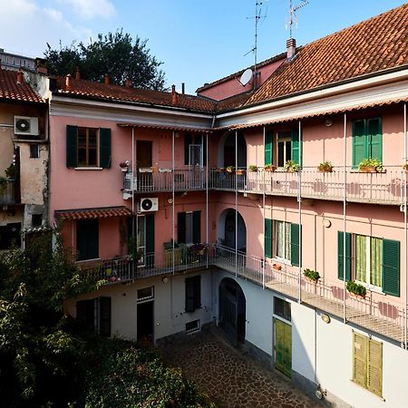 Cozy Studio A Few Steps From Sesto Rondo Metro Station เซสโต ซานโจวันนี ภายนอก รูปภาพ
